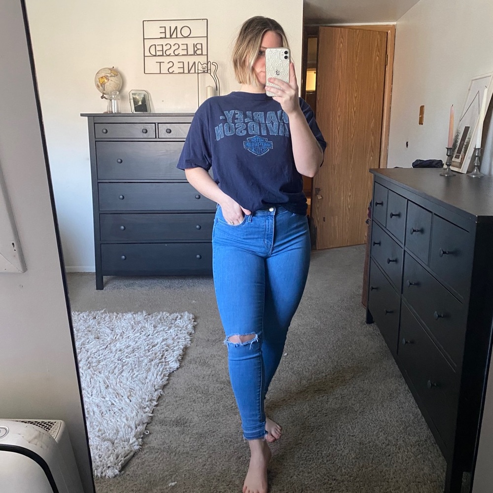 Harley-Davidson retro graphic tee Cheyenne Wyoming